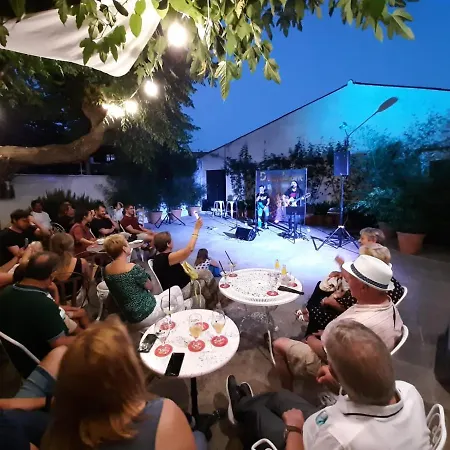 Plaja I Pati De Plaja פאלאפרוג'ל